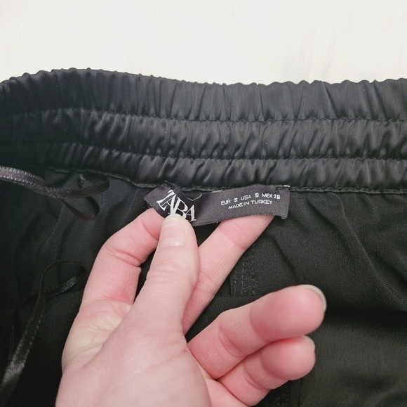 Zara Black Silky Drawstring Shorts - Picture 3 of 9